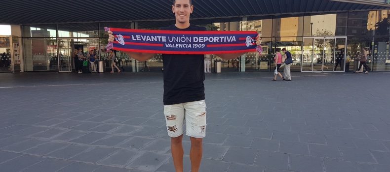 Nueva oportunidad en Primera para Álex Alegría